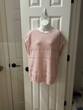 Women’s styling company sweater top size medium